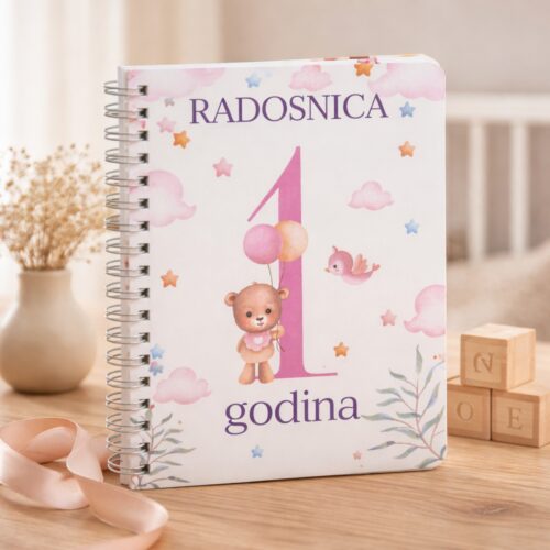Album Moja prva godina -motiv rozi medo